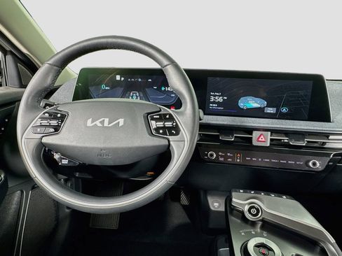 Used 2022 Kia EV6 Wind w/ Wind Technology Package AWD/4WD image 13
