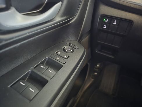 Used 2022 Honda CR-V LX image 8