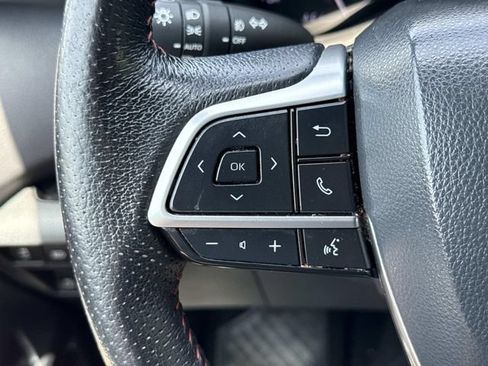 Used 2021 Toyota Sienna XSE w/ XSE Plus Package FWD image 25