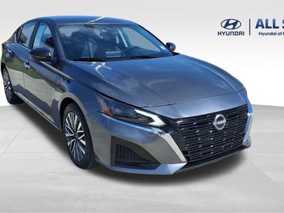 Used 2025 Nissan Altima 2.5 SV