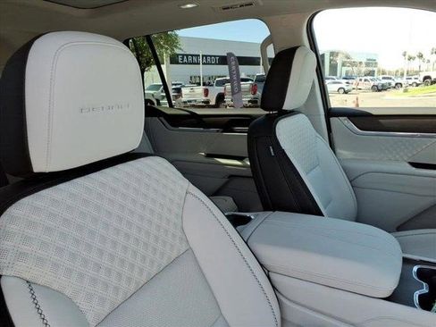 Certified 2024 GMC Acadia Denali w/ Super Cruise Package image 12