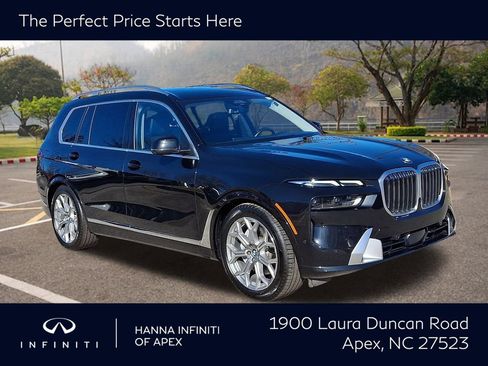 Used 2025 BMW X7 xDrive40i w/ Premium Package image 1