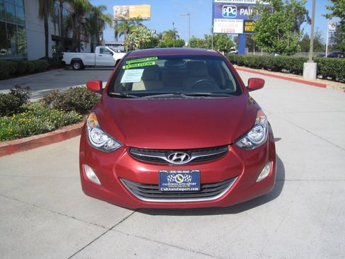 Used 2012 Hyundai Elantra GLS w/ Preferred Pkg 3 FWD image 11