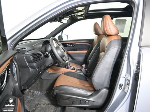 Used 2025 Subaru Forester Touring AWD/4WD image 21