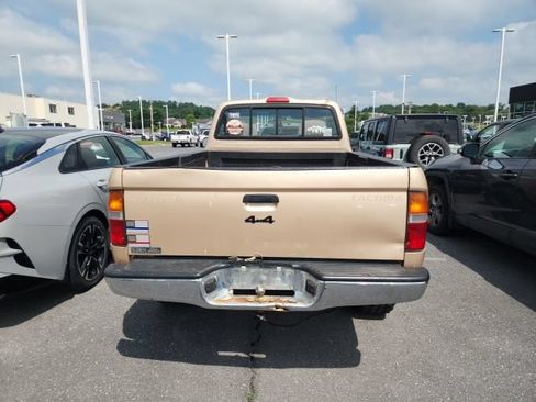 Used 1999 Toyota Tacoma 4x4 Regular Cab image 5