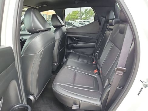 Used 2025 Hyundai Santa Cruz SEL FWD image 28