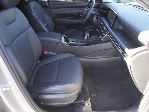 Used 2025 Hyundai Tucson SEL image 19