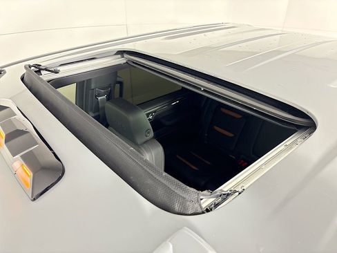 Certified 2024 GMC Sierra 2500 AT4 w/ AT4 Premium Plus Package image 26