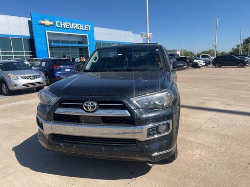 Used 2020 Toyota 4Runner Limited image 3