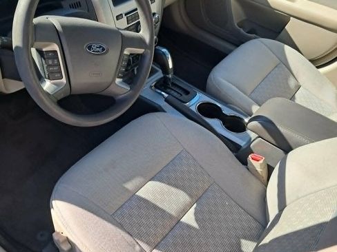 Used 2011 Ford Fusion SE w/ 201A Rapid Spec Order Code FWD image 5