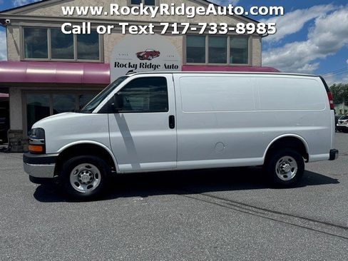 Used 2024 Chevrolet Express 2500 w/ Driver Convenience Package RWD image 4