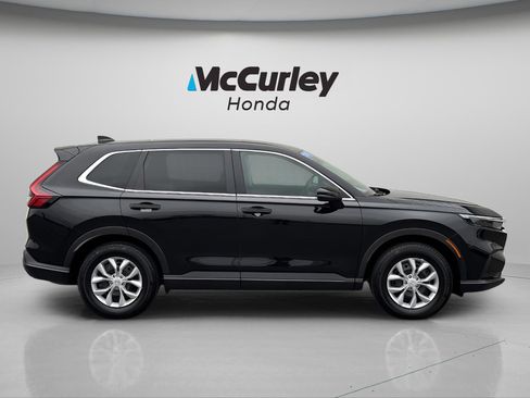 Certified 2025 Honda CR-V LX image 2