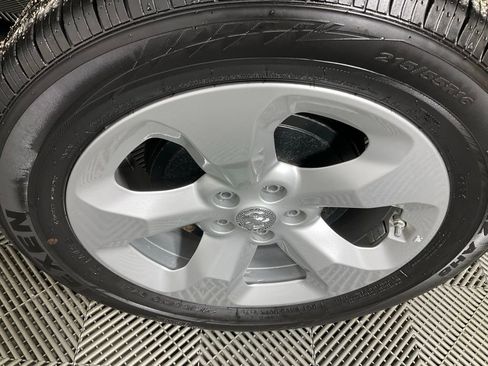 Used 2022 RAM ProMaster City Base w/ Lights & Wheels Group image 9