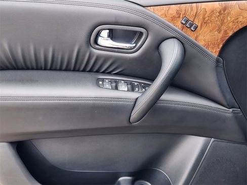 Used 2023 Nissan Armada SL w/ Cargo Package image 18