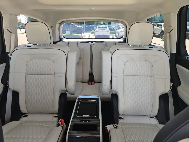 Used 2020 Lincoln Aviator Black Label w/ Dynamic Handling Package AWD/4WD image 11