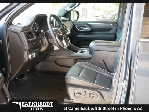 Used 2021 GMC Yukon SLT w/ SLT Luxury Plus Package AWD/4WD image 4