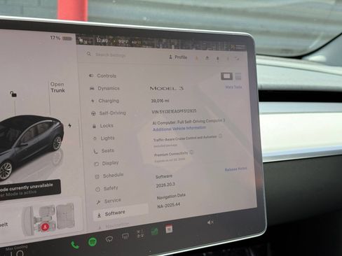 Used 2023 Tesla Model 3 Standard Range RWD image 26