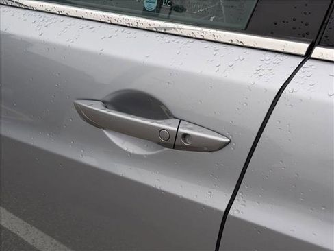 Used 2017 Acura TLX image 13