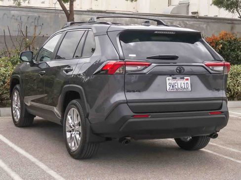 Used 2025 Toyota RAV4 XLE Premium FWD image 8