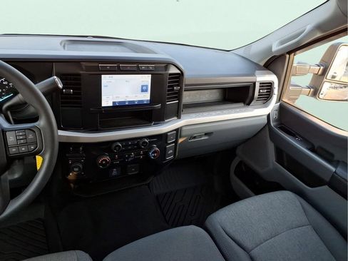 Used 2024 Ford F250 XL w/ STX Appearance Package AWD/4WD image 17