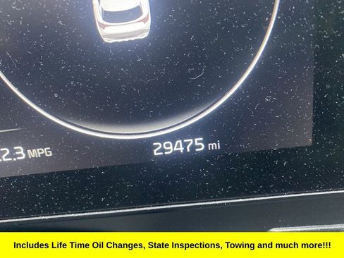 Certified 2023 Kia Sportage X-Pro image 3