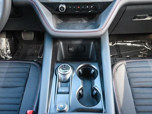 New 2026 Ford Explorer ST-Line w/ ST-Line Street Pack image 17