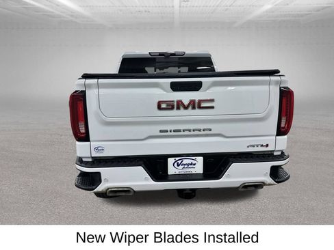 Used 2021 GMC Sierra 1500 AT4 w/ AT4 Premium Package AWD/4WD image 11