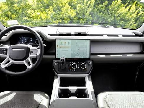 New 2026 Land Rover Defender 110 S AWD/4WD image 18