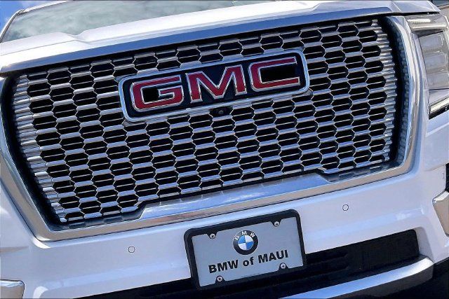 Used 2024 GMC Yukon Denali w/ LPO, Floor Liner Package AWD/4WD image 32