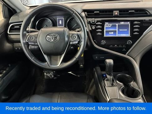 Used 2018 Toyota Camry SE FWD image 25