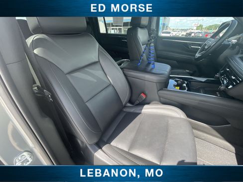 Certified 2025 Chevrolet Suburban Z71 AWD/4WD image 25