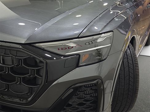 New 2025 Audi Q8 Premium Plus image 31