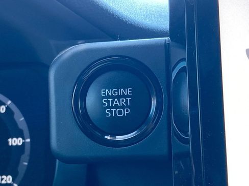 Used 2024 Toyota Tacoma Limited w/ Limited Package (LT) image 20