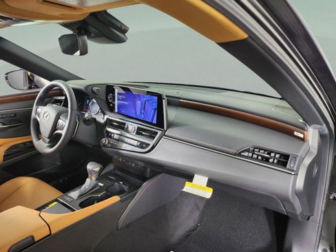 New 2025 Lexus ES 350 w/ Premium Package image 25