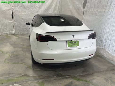 Used 2022 Tesla Model 3 Long Range AWD/4WD image 32