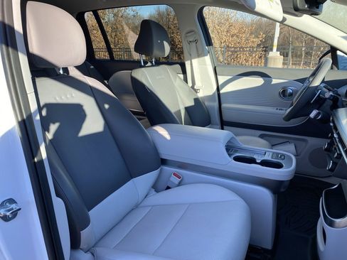 Used 2026 Hyundai Ioniq 9 SEL image 30