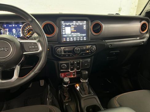 Used 2023 Jeep Gladiator Mojave w/ Trailer Tow Package image 17