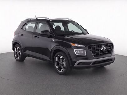 Used 2025 Hyundai Venue SEL