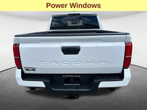 Certified 2025 Toyota Tacoma TRD Off-Road AWD/4WD image 10