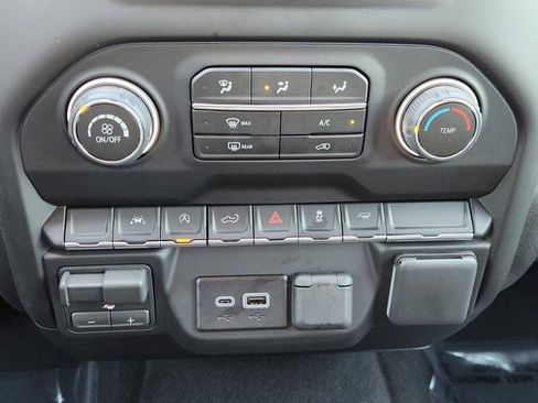 Used 2026 Chevrolet Silverado 1500 Custom w/ Turbomax Blackout Package image 23