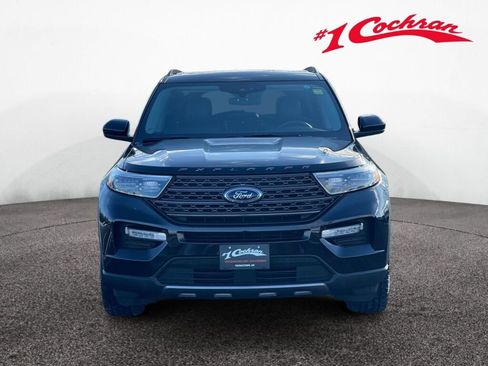 Used 2023 Ford Explorer XLT w/ Equipment Group 202A image 2