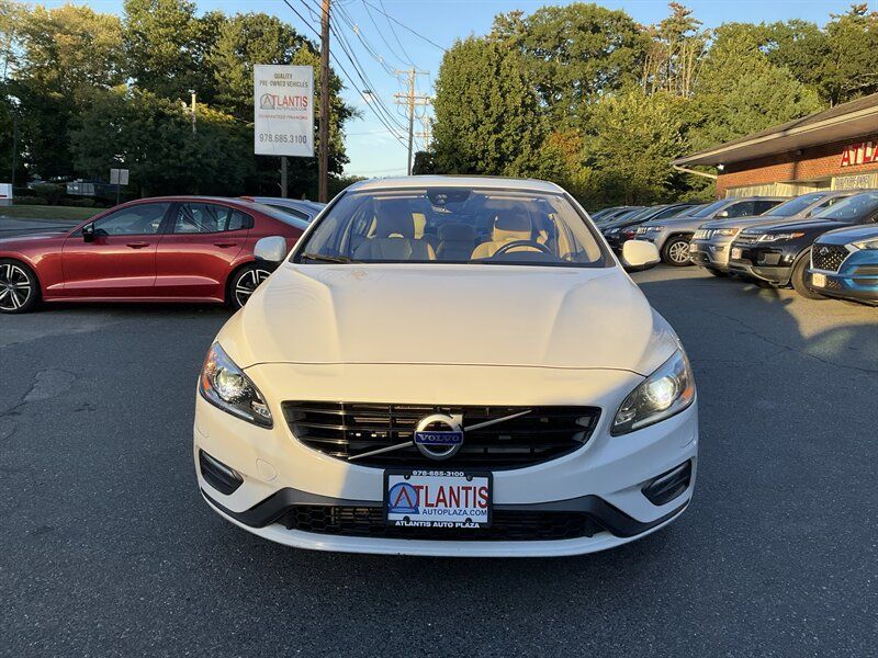 Used 2017 Volvo S60 T5 Dynamic w/ Vision Package AWD/4WD image 2
