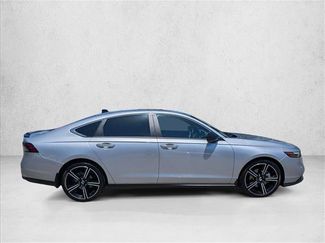 Used 2025 Honda Accord Sport video 4