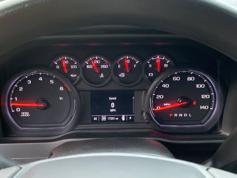 Used 2024 Chevrolet Silverado 2500 Custom w/ Custom Convenience Package AWD/4WD image 8