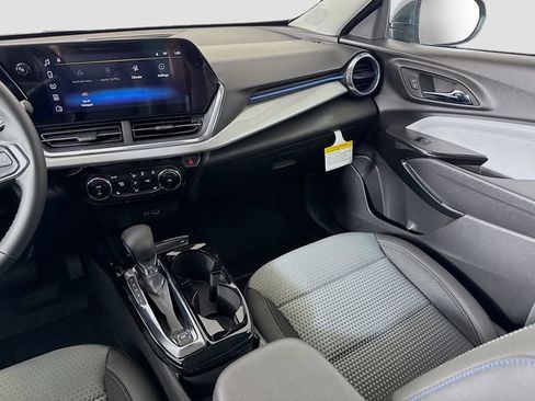 New 2026 Chevrolet Trax LT image 21