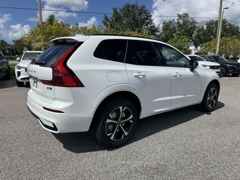 New 2026 Volvo XC60 B5 Core w/ Protection Package image 3
