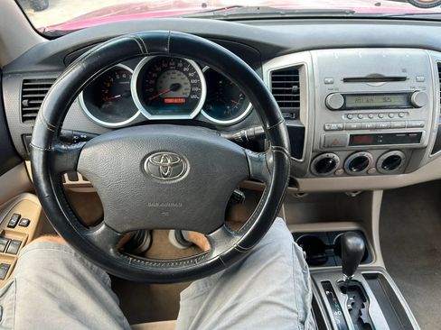 Used 2005 Toyota Tacoma PreRunner RWD image 6