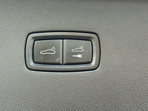 Used 2024 Porsche Cayenne Turbo GT AWD/4WD image 13