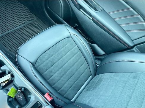 Used 2024 Ford Edge ST-Line AWD/4WD image 24