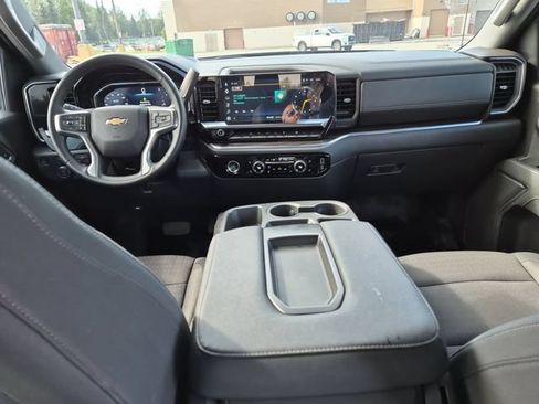 Used 2023 Chevrolet Silverado 1500 LT AWD/4WD image 21